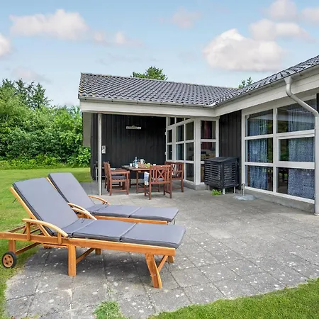 Vakantiehuis Prachtig Huis In Oksbøl Met Sauna *