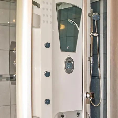 Vakantiehuis Prachtig Huis In Oksbøl Met Sauna